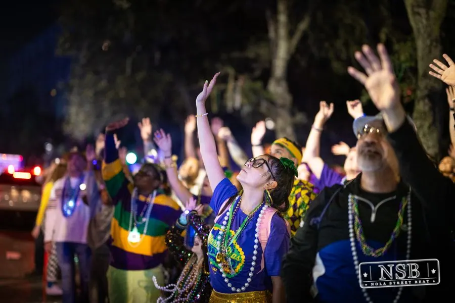 Knights of Babylon & Krewe of Muses in Uptown New Orleans, photo 2