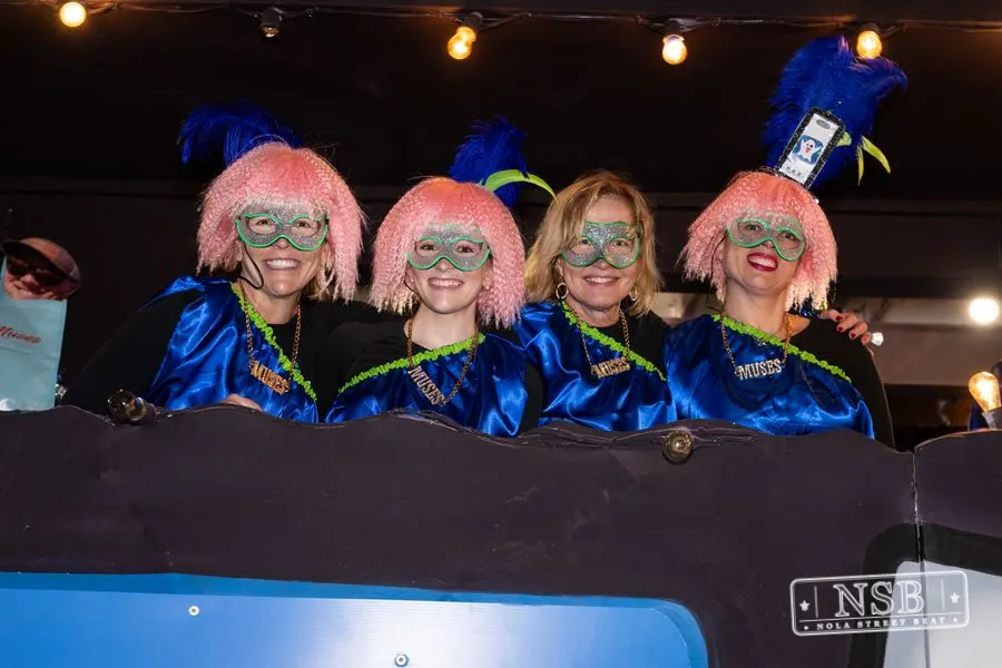 Knights of Babylon & Krewe of Muses in Uptown New Orleans, photo 7