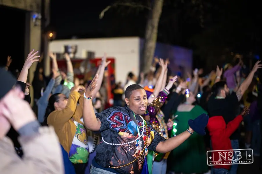 Knights of Babylon & Krewe of Muses in Uptown New Orleans, photo 18