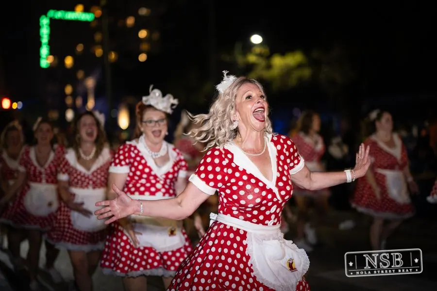 Knights of Babylon & Krewe of Muses in Uptown New Orleans, photo 33