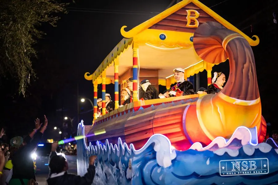 Knights of Babylon & Krewe of Muses in Uptown New Orleans, photo 50
