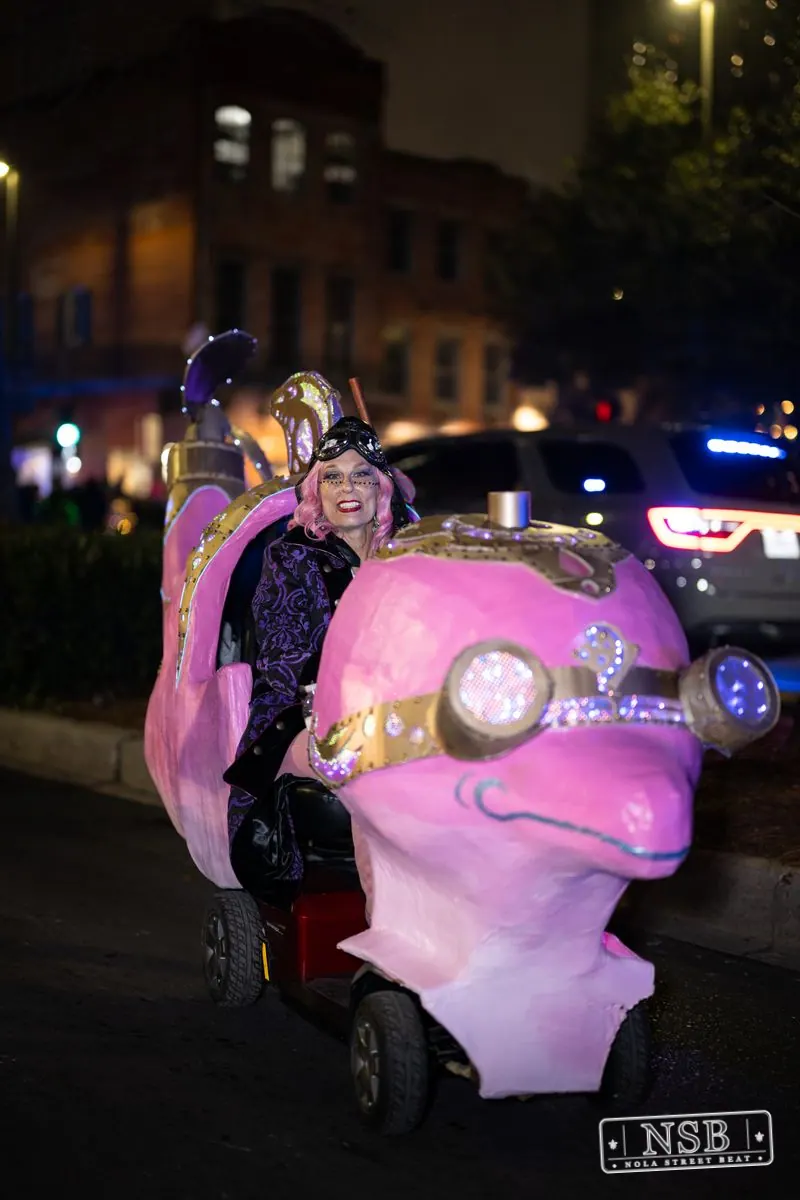 Knights of Babylon & Krewe of Muses in Uptown New Orleans, photo 55