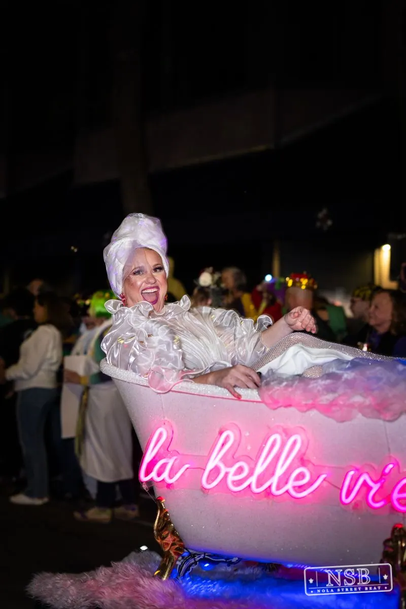 Knights of Babylon & Krewe of Muses in Uptown New Orleans, photo 59