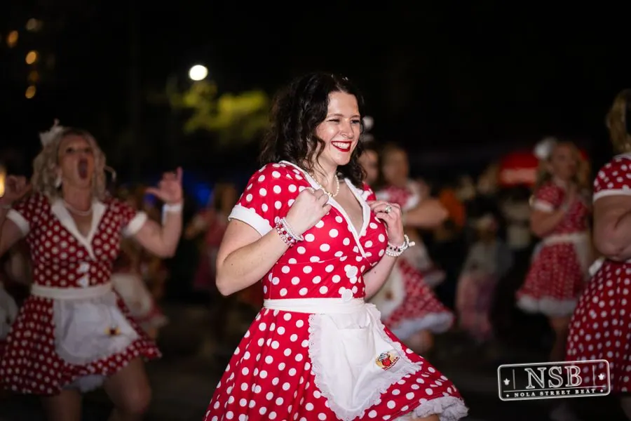 Knights of Babylon & Krewe of Muses in Uptown New Orleans, photo 62