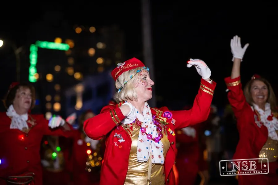 Knights of Babylon & Krewe of Muses in Uptown New Orleans, photo 74