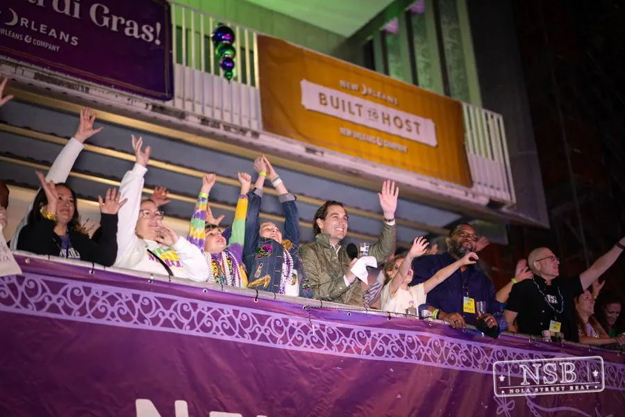 Knights of Babylon & Krewe of Muses in Uptown New Orleans, photo 98