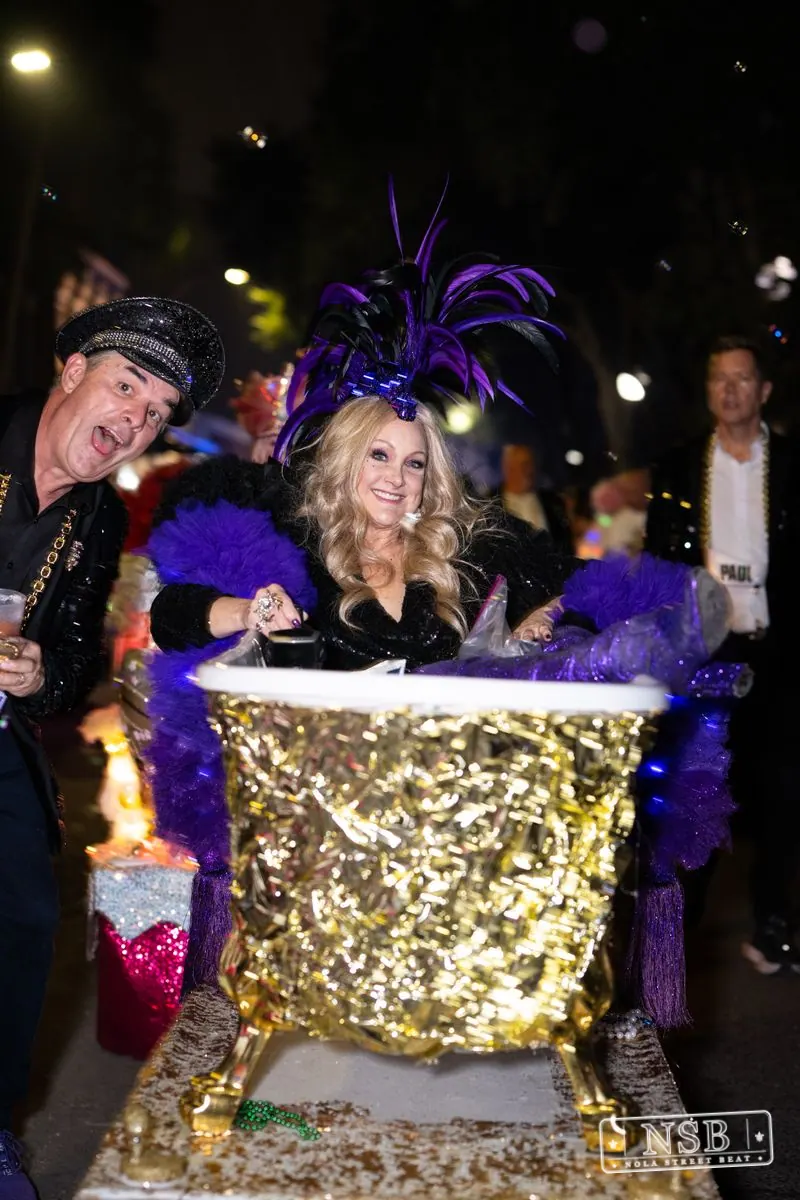 Knights of Babylon & Krewe of Muses in Uptown New Orleans, photo 101