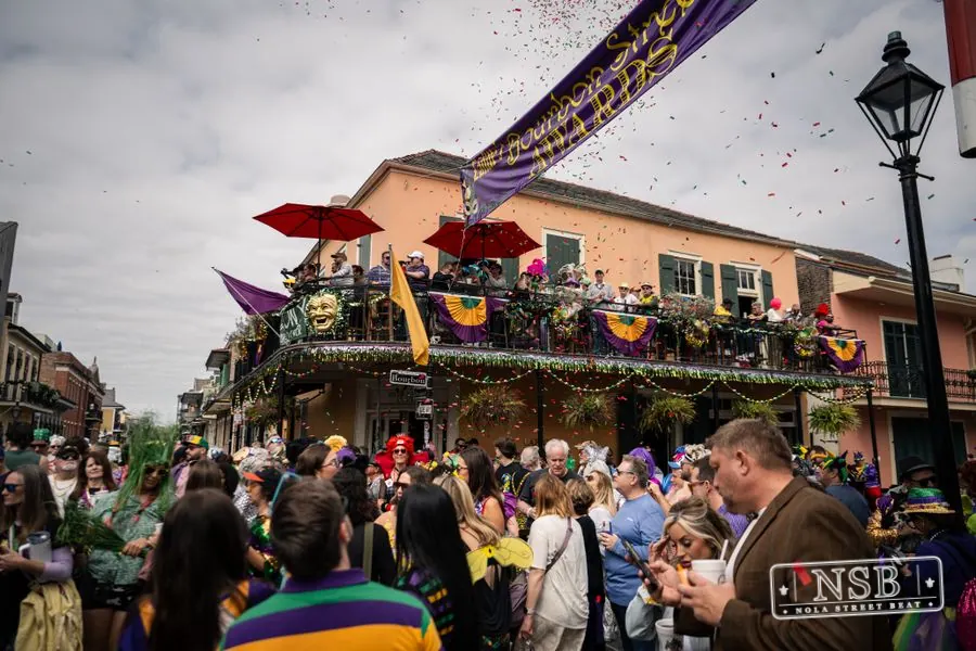 Mardi Gras Day: Costumes Around the City in New Orleans, Louisiana, photo 13