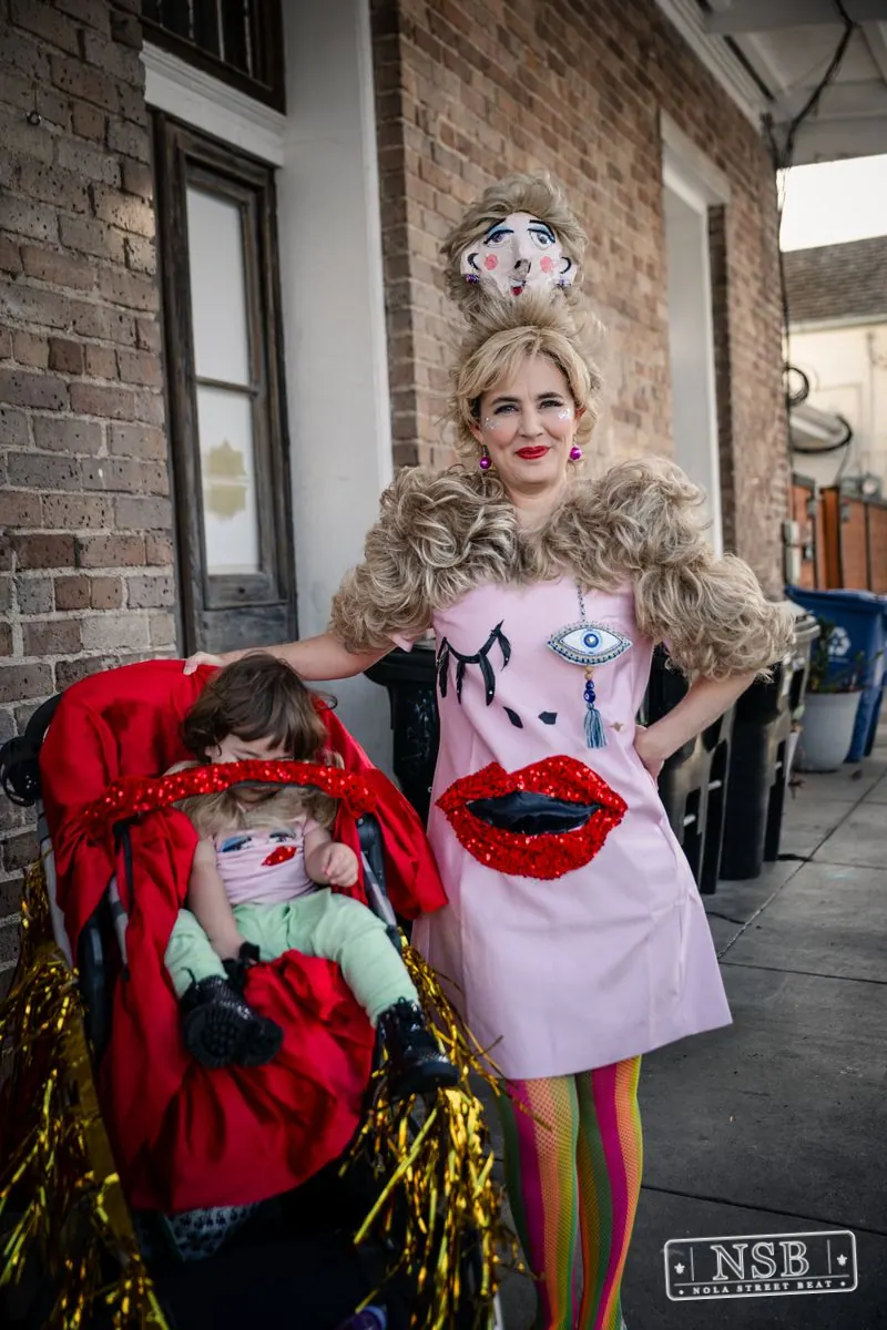 Mardi Gras Day: Costumes Around the City in New Orleans, Louisiana, photo 42