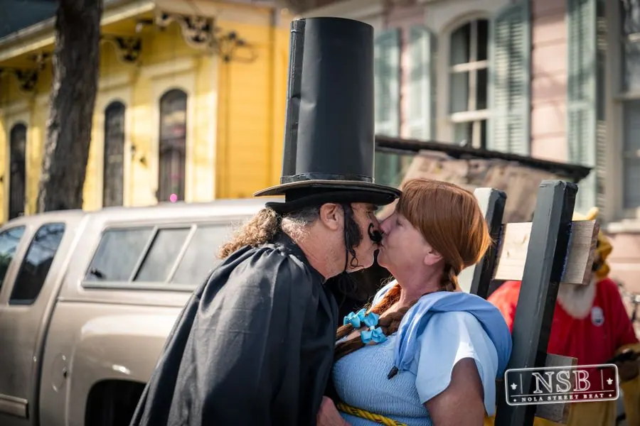 Mardi Gras Day: Costumes Around the City in New Orleans, Louisiana, photo 86