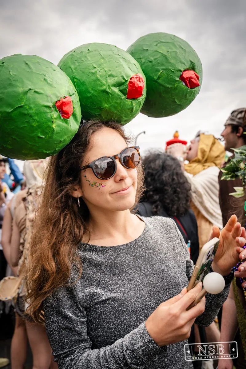 Mardi Gras Day: Costumes Around the City in New Orleans, Louisiana, photo 96