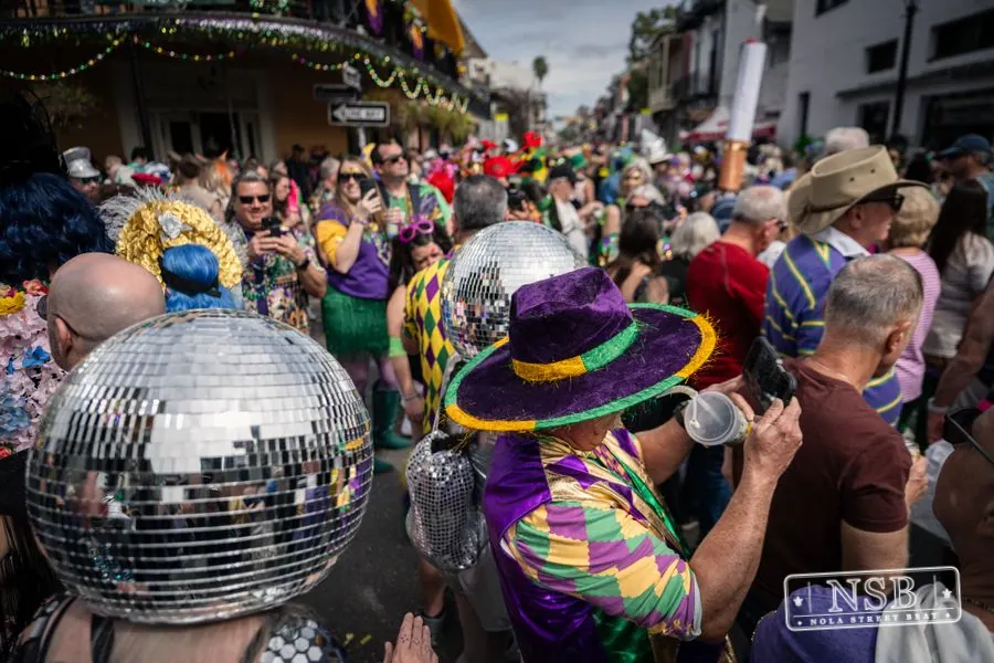 Mardi Gras Day: Costumes Around the City in New Orleans, Louisiana, photo 105