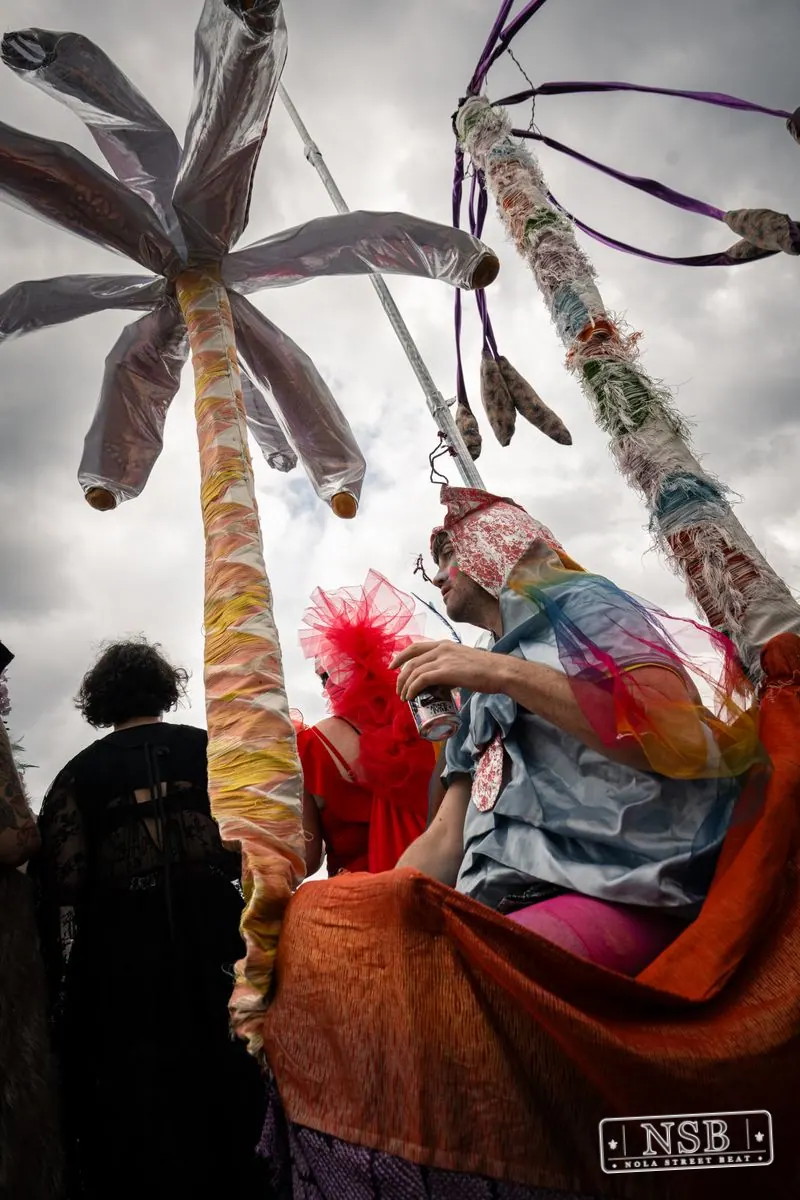 Mardi Gras Day: Costumes Around the City in New Orleans, Louisiana, photo 145