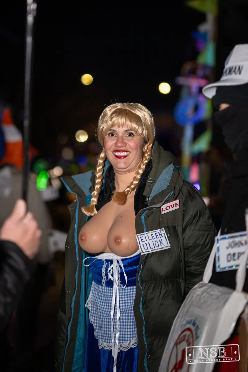 Krewe du Vieux in French Quarter, New Orleans, photo 9