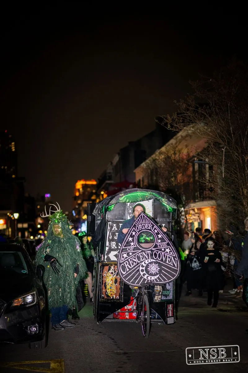 Krewe Mosaïque in New Orleans, Louisiana, photo 11
