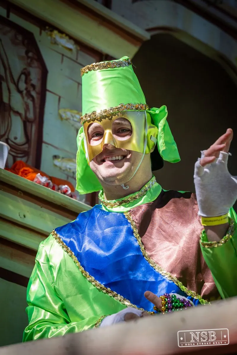 Krewe of Pontchartrain in Uptown New Orleans, photo 4