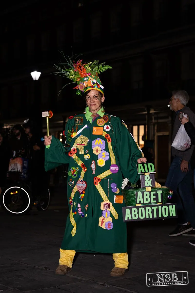 Les Fous du Carnaval Parade in New Orleans, Louisiana, photo 17
