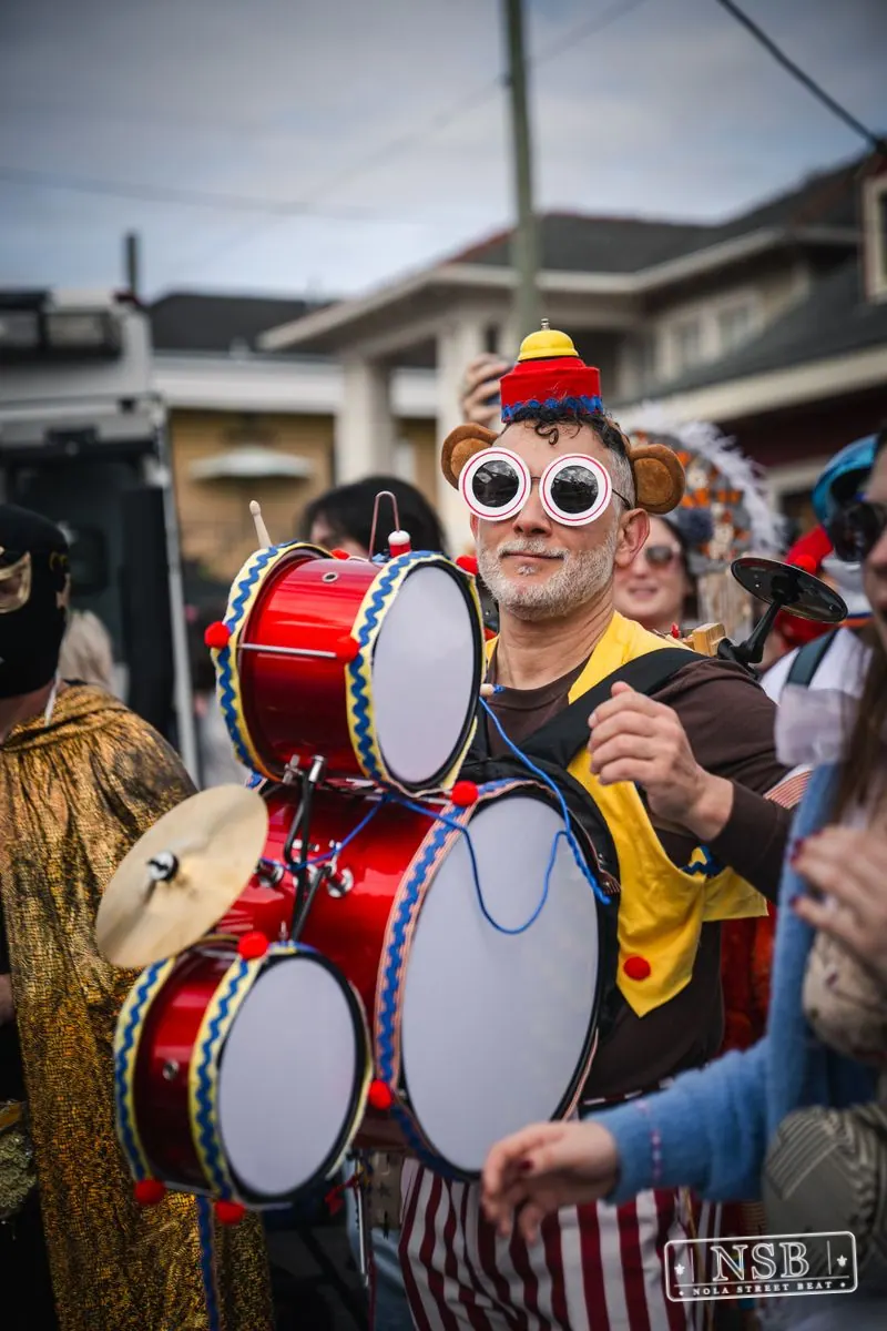 Mardi Gras Day: Marigny Street Costumes in Faubourg Marigny, New Orleans, photo 36