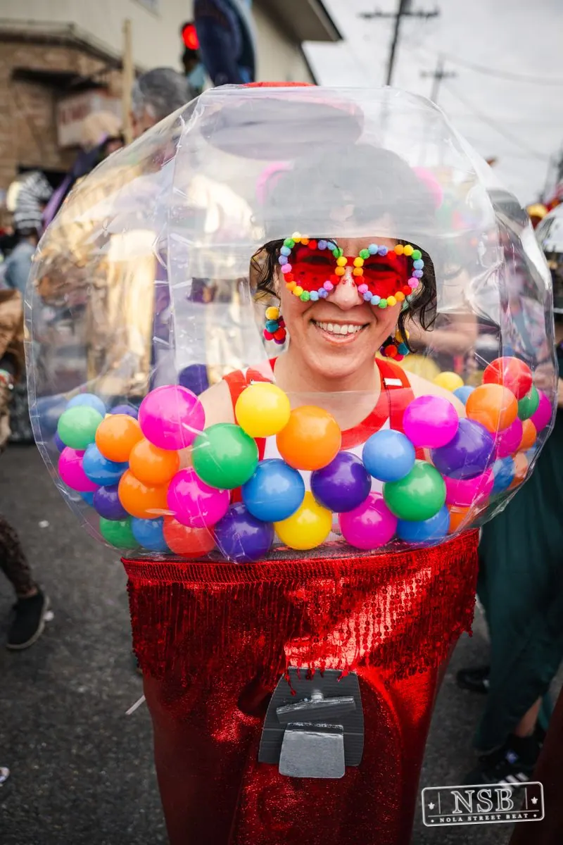 Mardi Gras Day: Marigny Street Costumes in Faubourg Marigny, New Orleans, photo 56