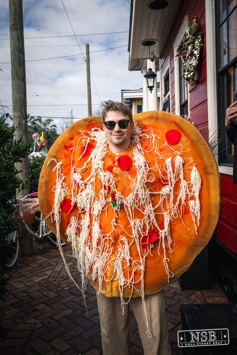 Mardi Gras Day: Marigny Street Costumes in Faubourg Marigny, New Orleans, photo 93