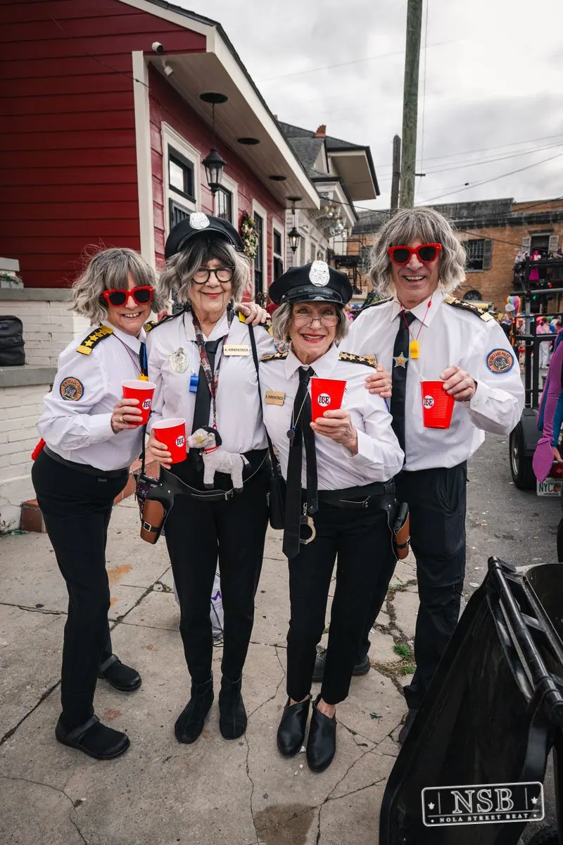Mardi Gras Day: Marigny Street Costumes in Faubourg Marigny, New Orleans, photo 97