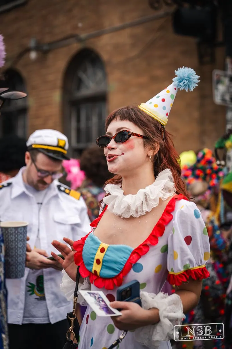 Mardi Gras Day: Marigny Street Costumes in Faubourg Marigny, New Orleans, photo 100