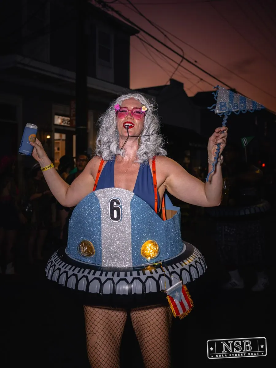 Midsummer Mardi Gras 2026: The Parade in Oak Street, Carrollton, New Orleans, photo 17
